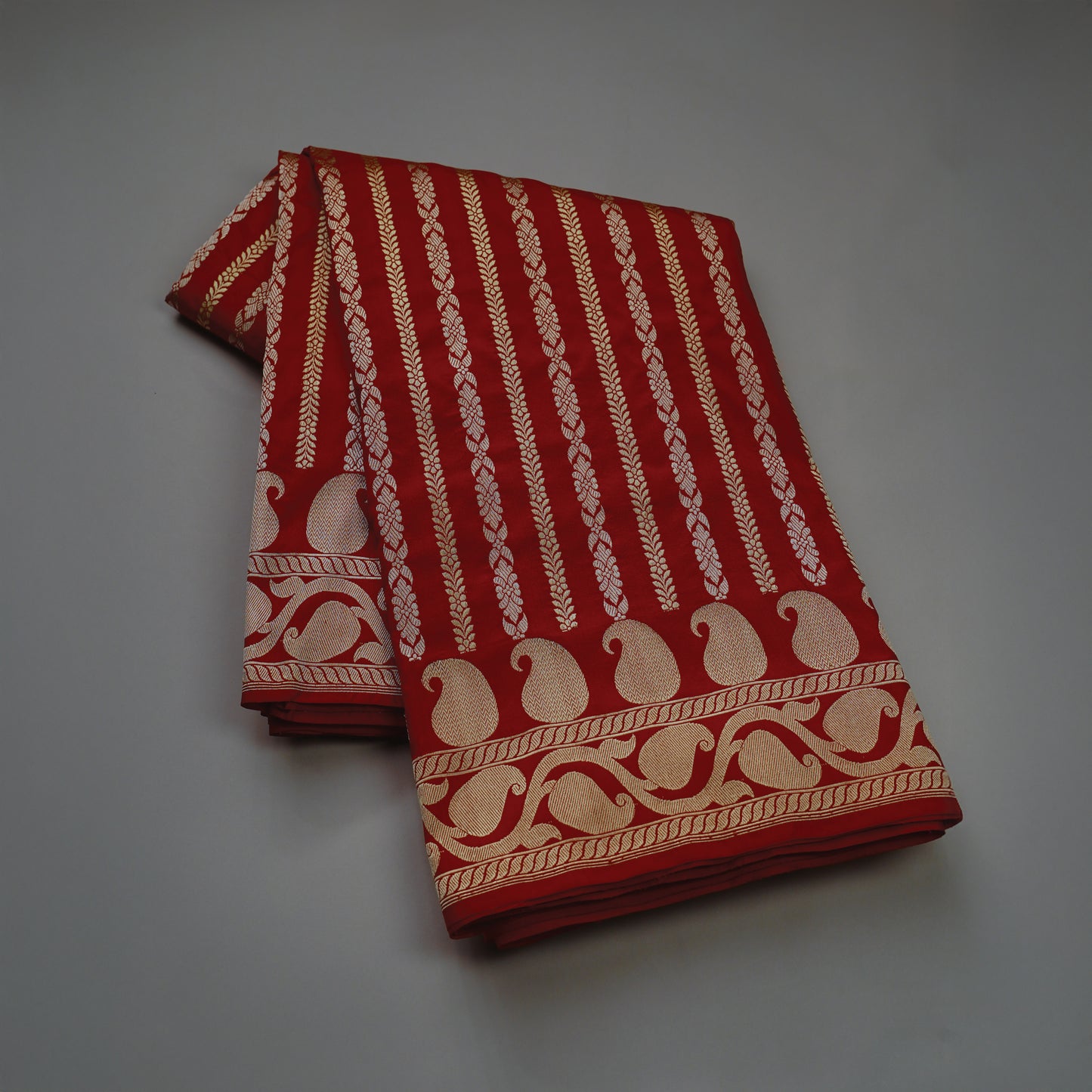 Deep Red Banarasi Silk Saree With Gold Border