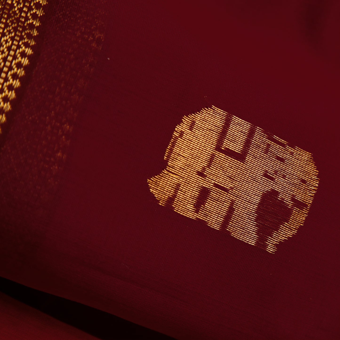 Orange Colour Maheshwari Silk Saree With Elephant Motifs