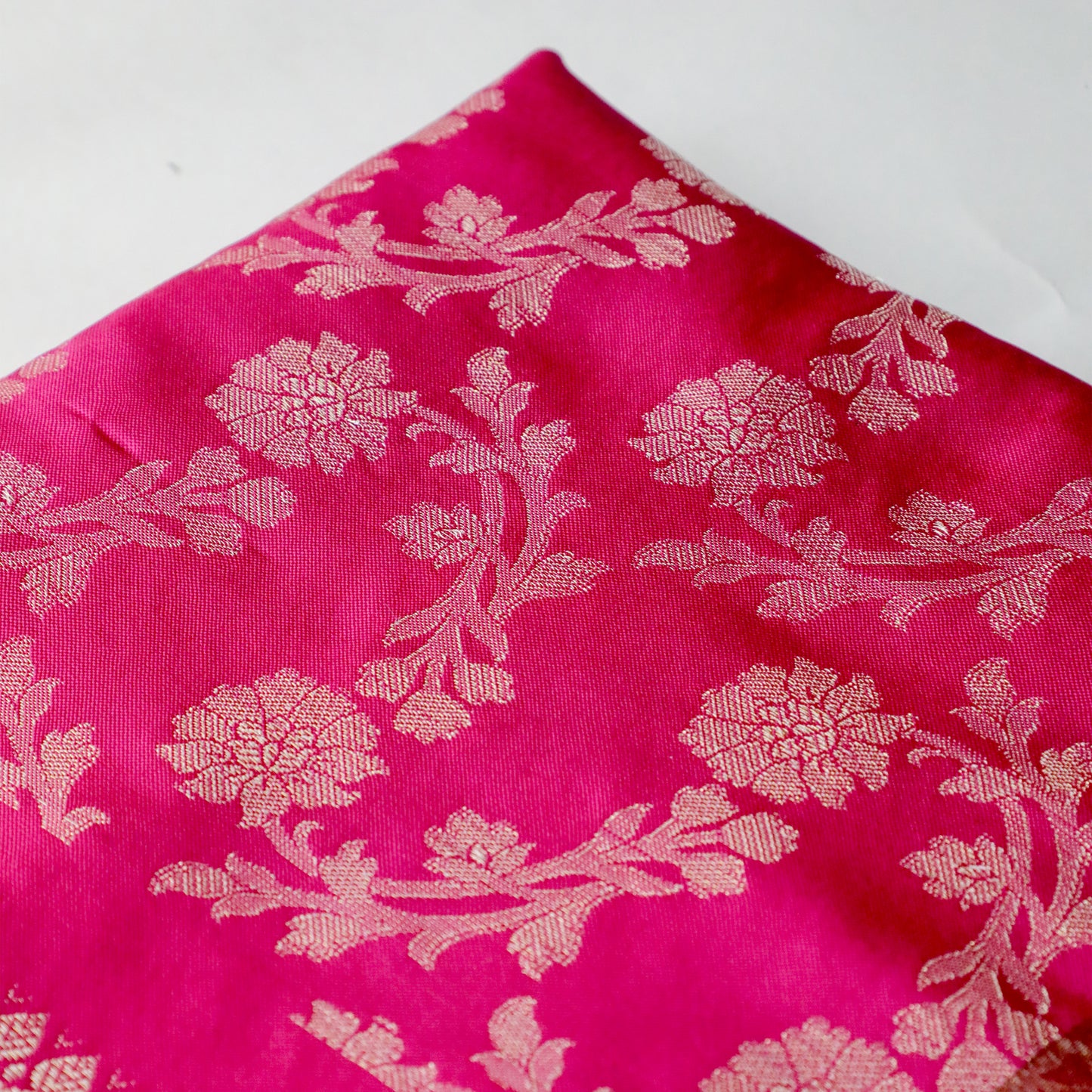 SANDHYA – Dark Pink Banarasi Style Dupatta