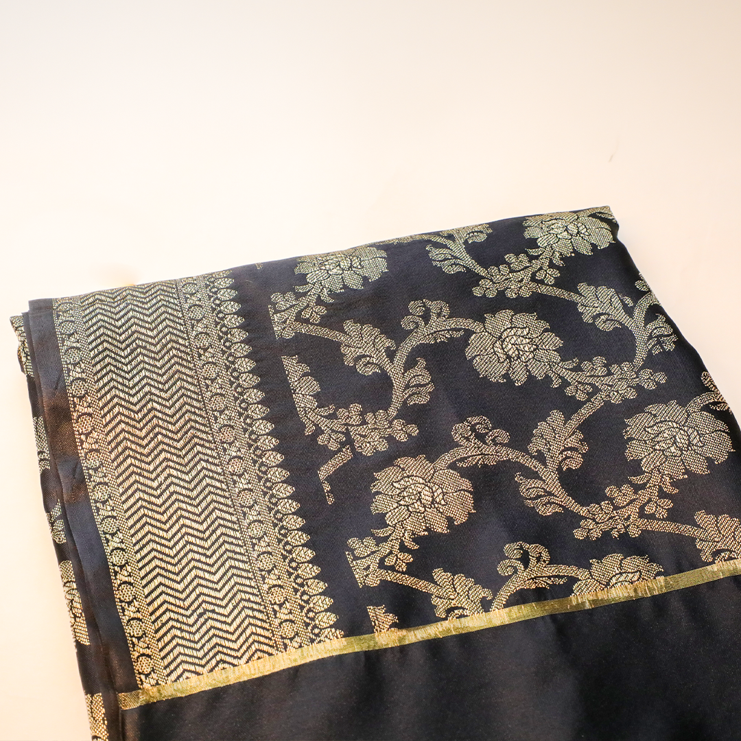 ANJANA – Black Banarasi Style Dupatta