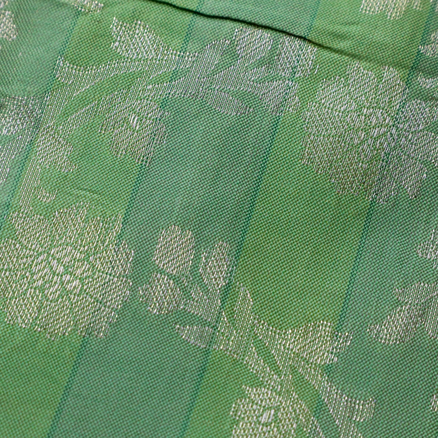 ROSHNI – Green Banarasi Style Dupatta