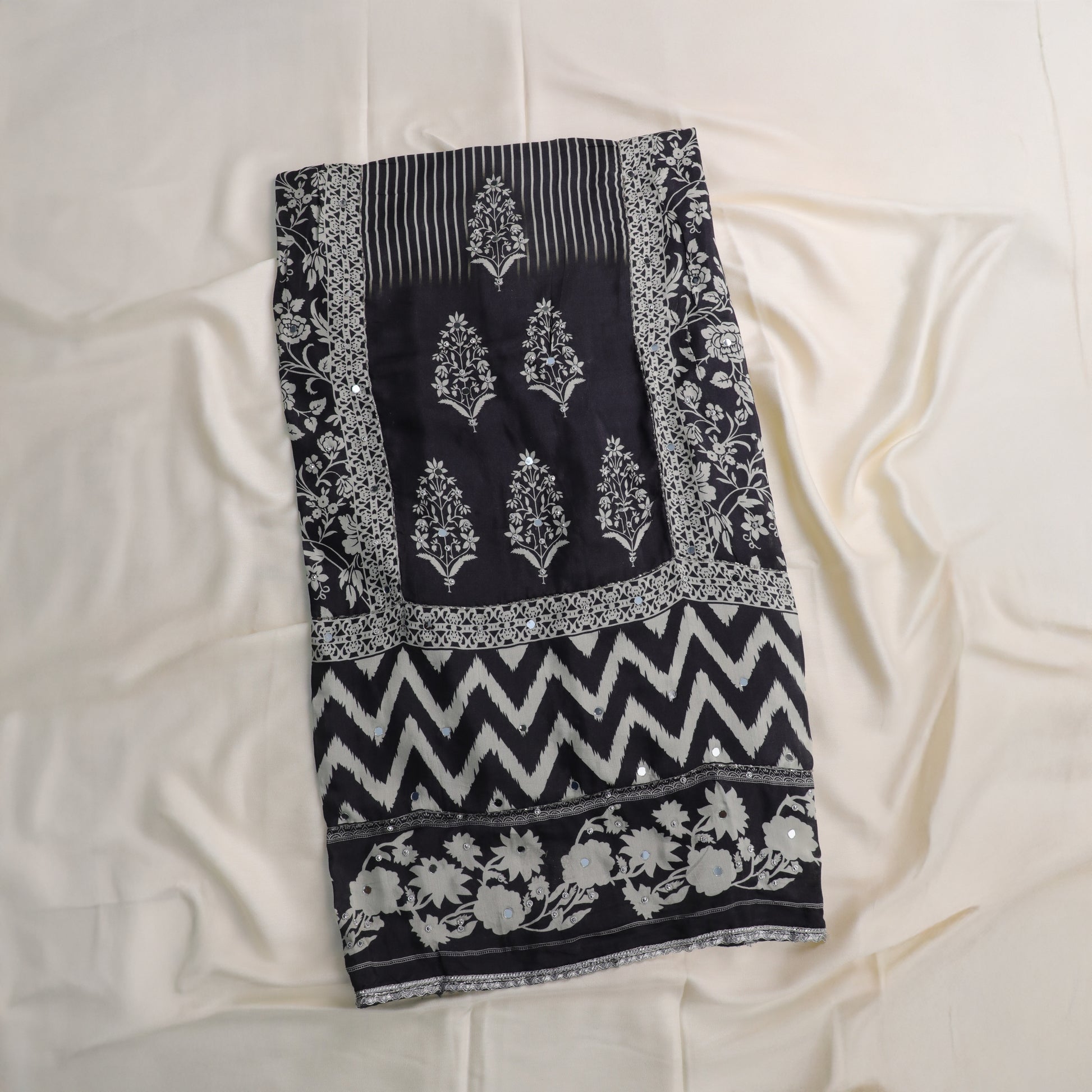 SHLOKHA - Black Cotton Blended Suit Set