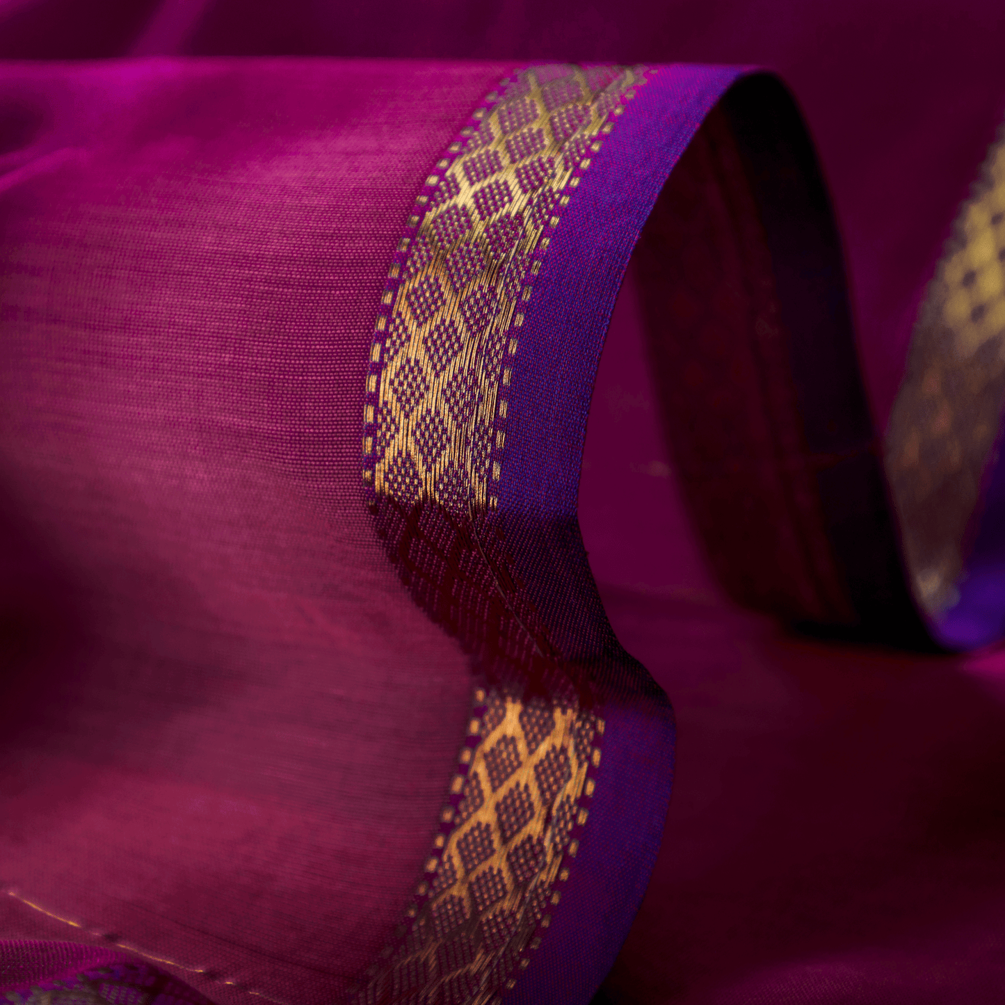 NANDINI - Pink Cotton Silk Maheshwari Saree