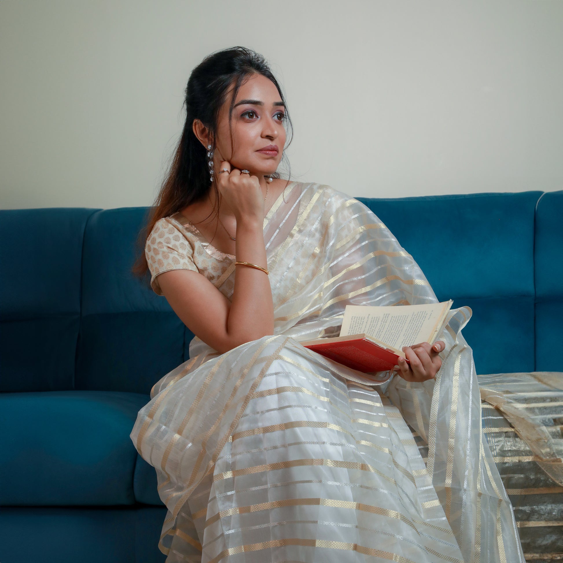 ALANKRITA - Pearl White Cotton Silk Maheshwari Saree