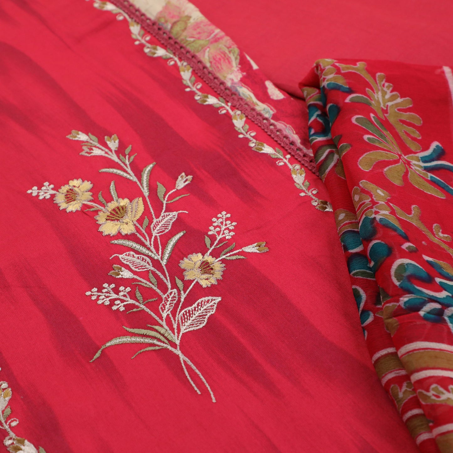 NISHIKA – Red Cotton Suit Set