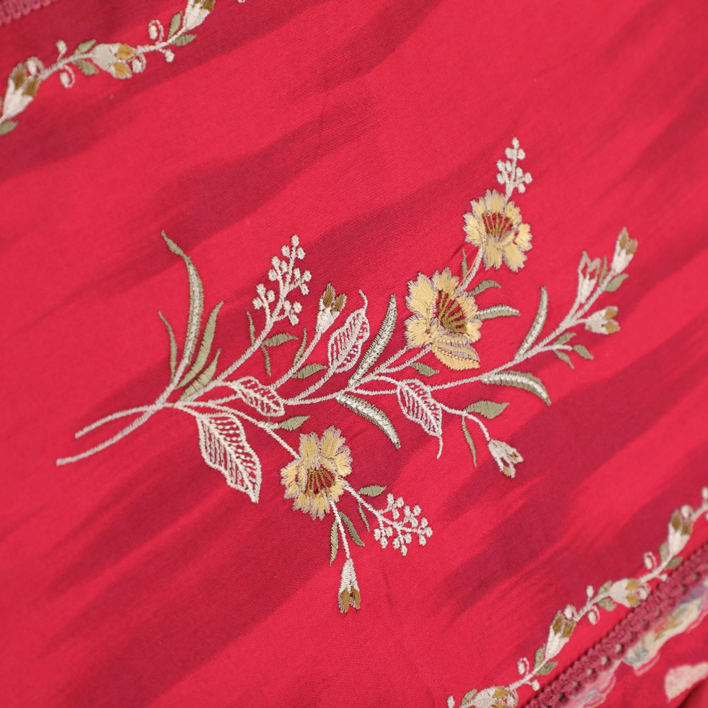 NISHIKA – Red Cotton Suit Set