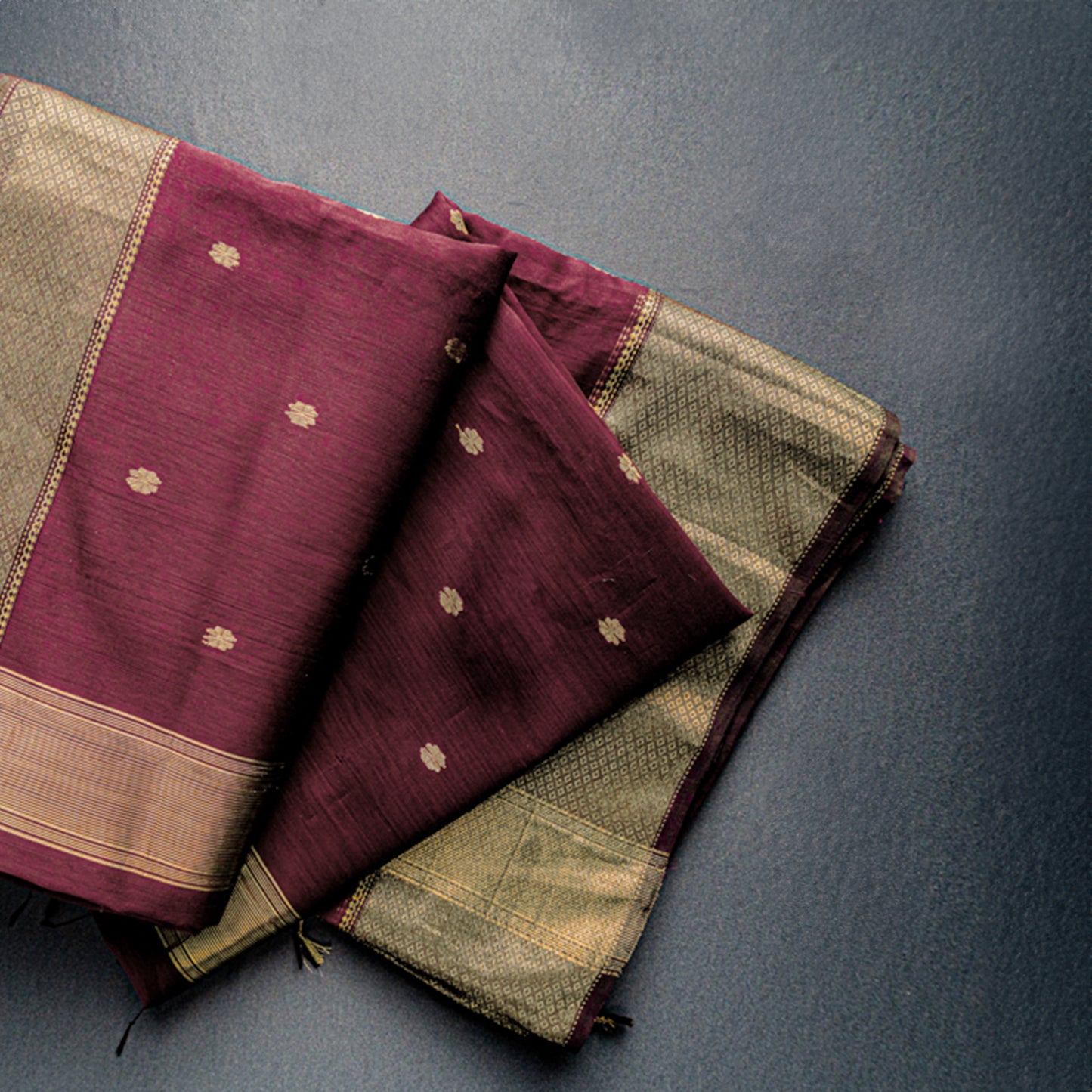 Wine Cotton Maheshwari Saree with Diamond Border