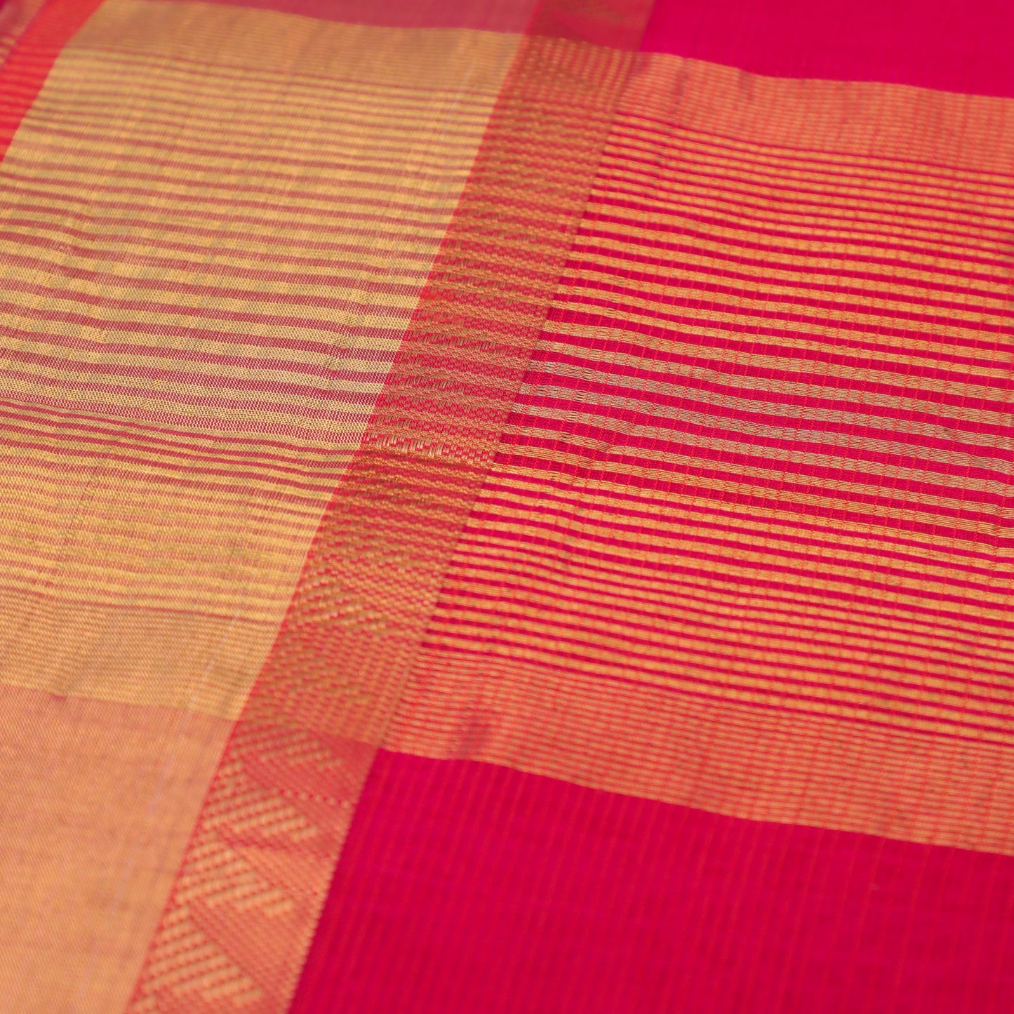 RESHMI - Pink Cotton Silk Maheshwari Saree
