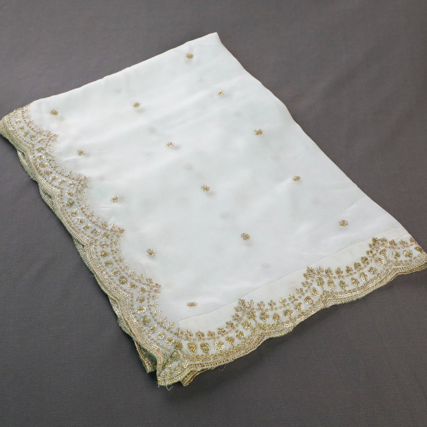 SAISHA – White Chinnon Dupatta