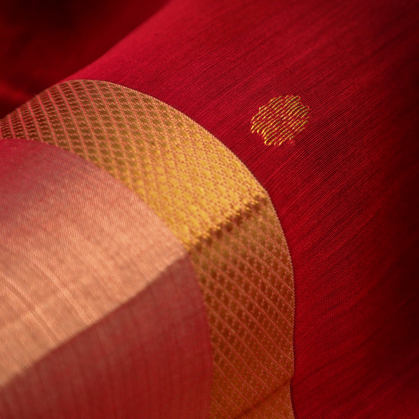SEEMA - Maroon Cotton Silk Maheshwari Saree