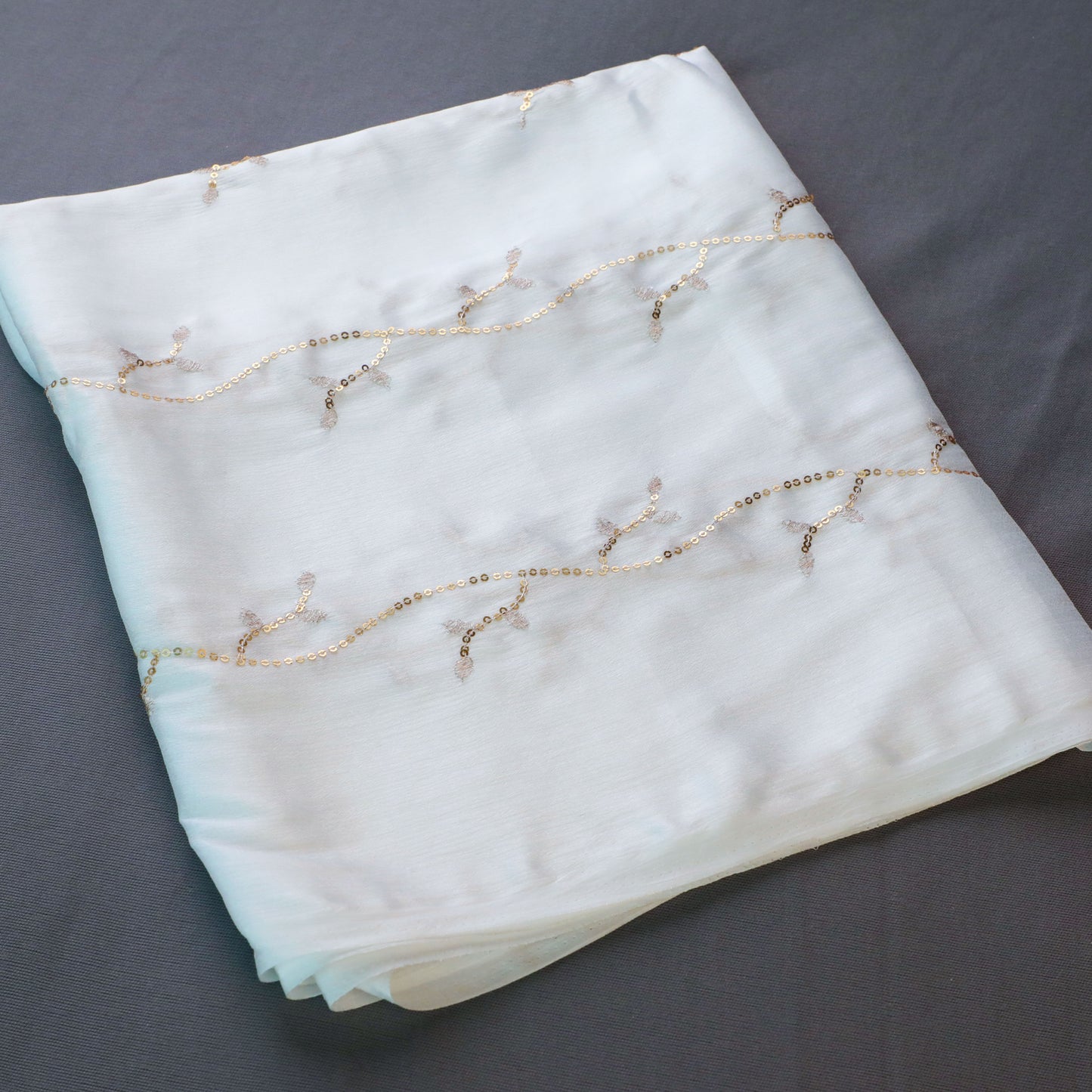 SIERA – White Chinnon Dupatta