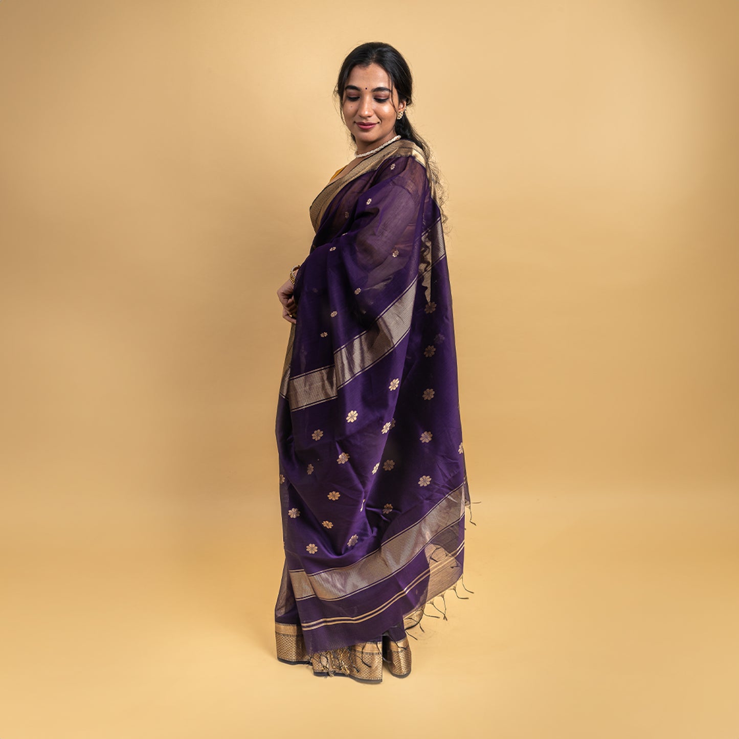 LAKSHANYA - Purple Cotton Silk Maheshwari Saree with Floral Motifs